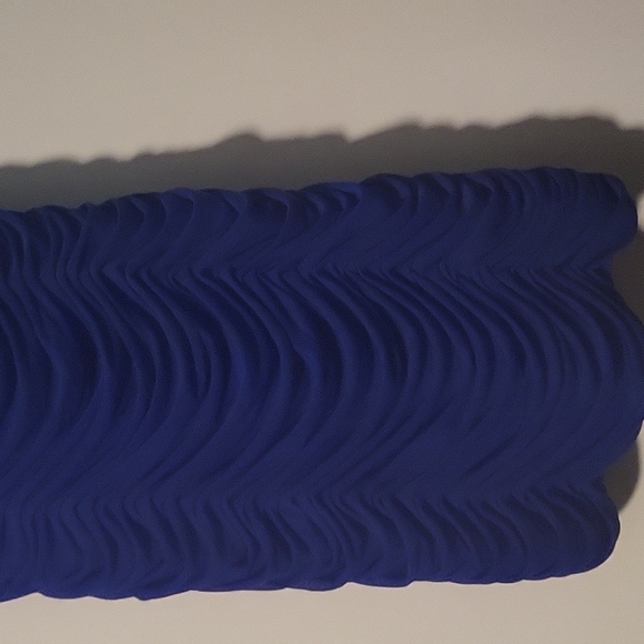 Dress - Picture 2 of 8